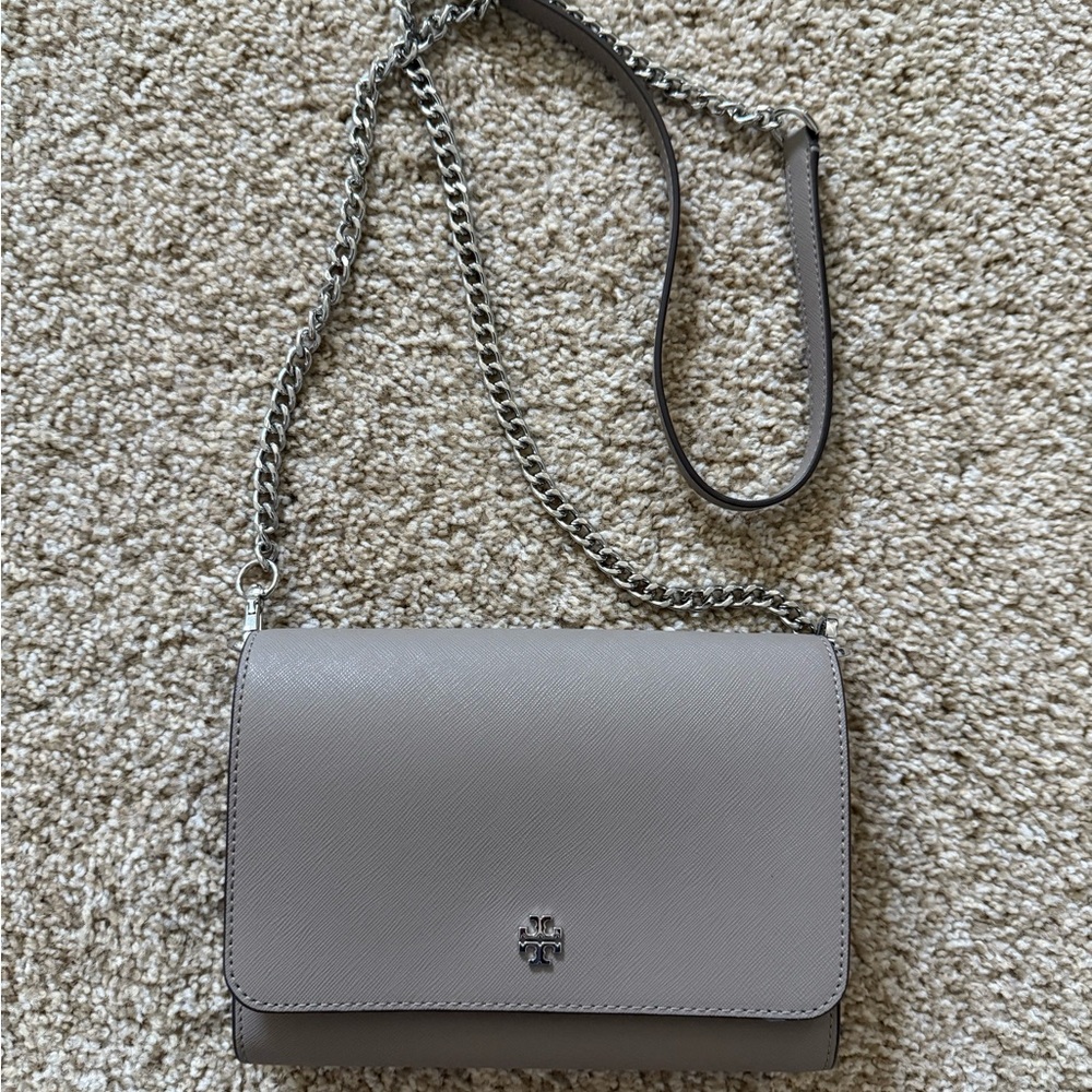 Small Tory Burch crossbody with silver chain- brand new